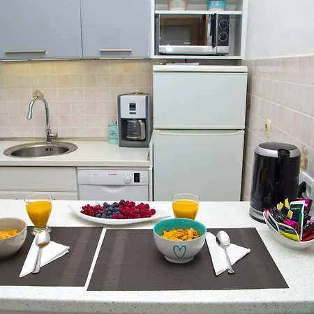 Port View-5 Min From Center Apartment *