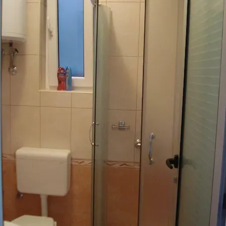 Port View-5 Min From Center *