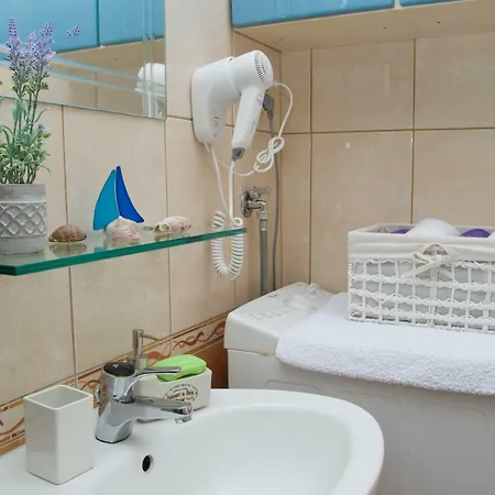 Appartement Port View-5 Min From Center Split