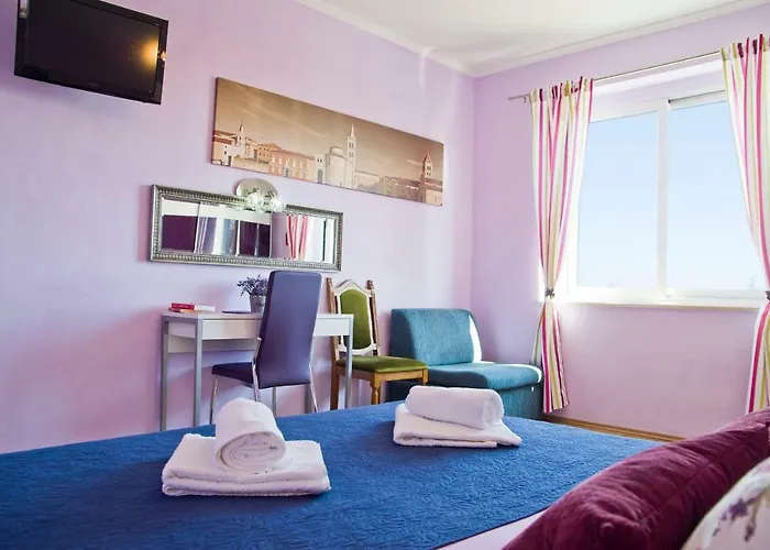 Port View-5 Min From Center *